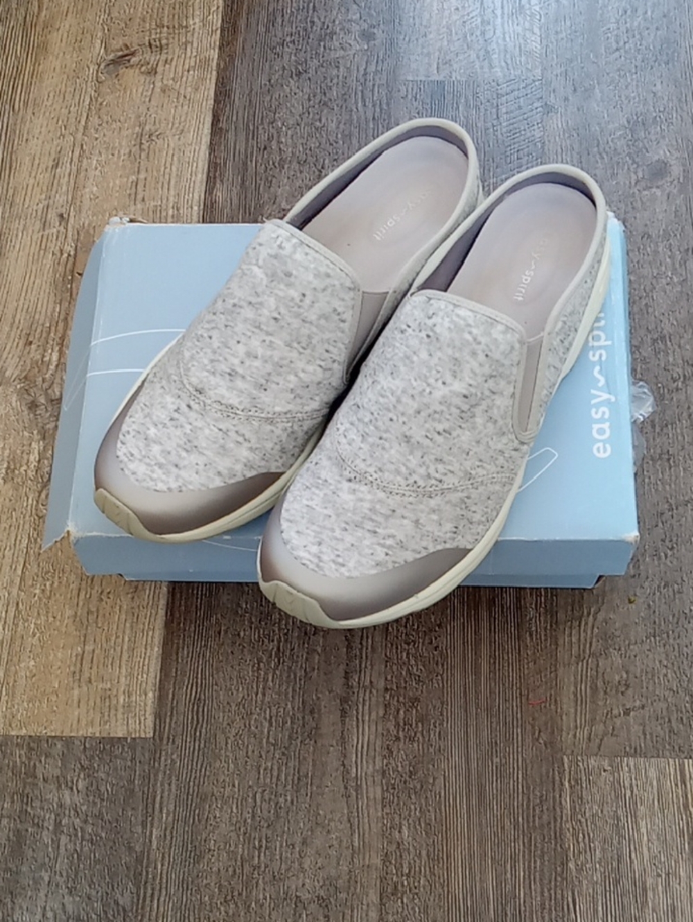 Easy Spirit Women's Mule Shoes-NEW